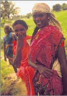 Indian teens wear traditional clothing.